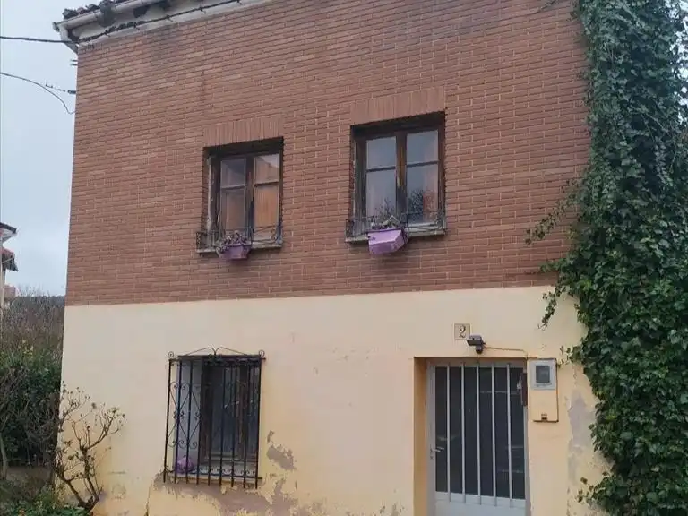 Vista exterior de Casa o chalet en venta en Villafranca Montes de Oca