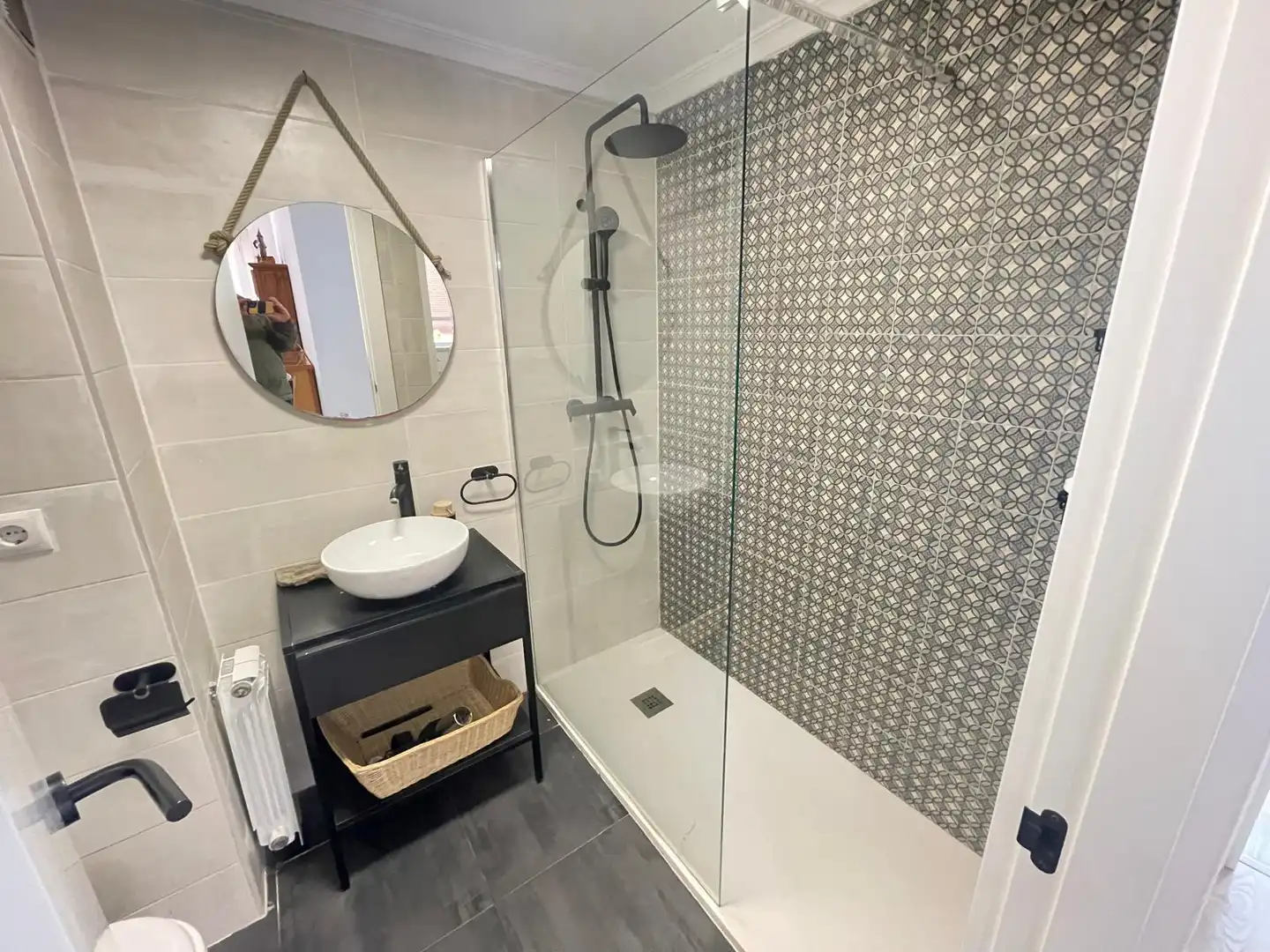 Baño de Piso en venta en Santander con Calefacción, Horno y Lavadora