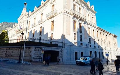 Vista exterior de Pis en venda en  Jaén Capital amb Calefacció