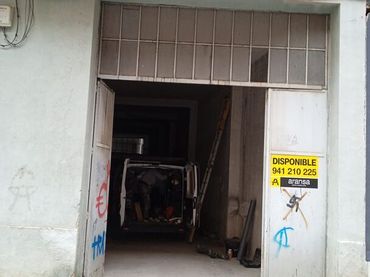 Local commercial à vendre à Calle Rey Pastor