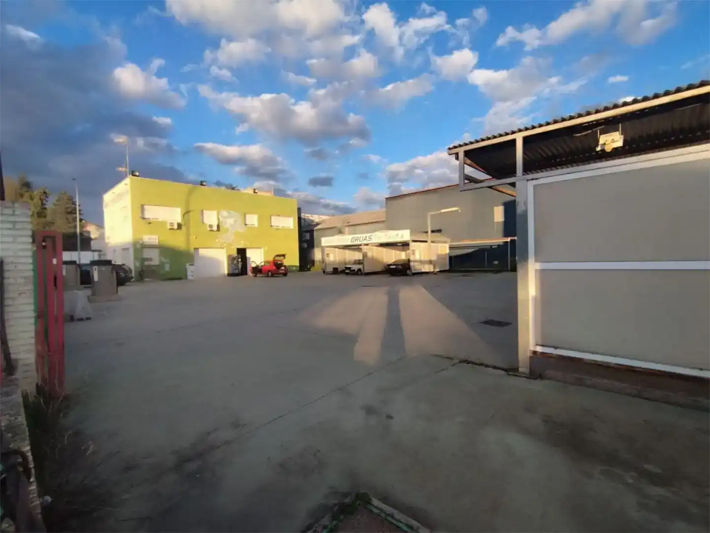 Vista exterior de Terreno en venta en Móstoles