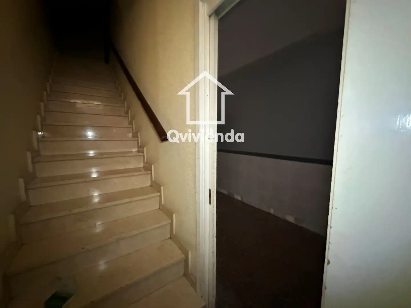 Casa adosada en venta en Santa Perpètua de Mogoda con Trastero