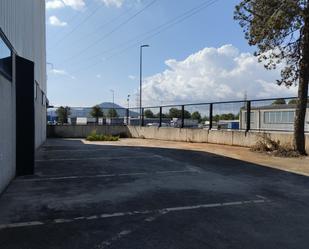 Aparcament de Nau industrial de lloguer en Rubí