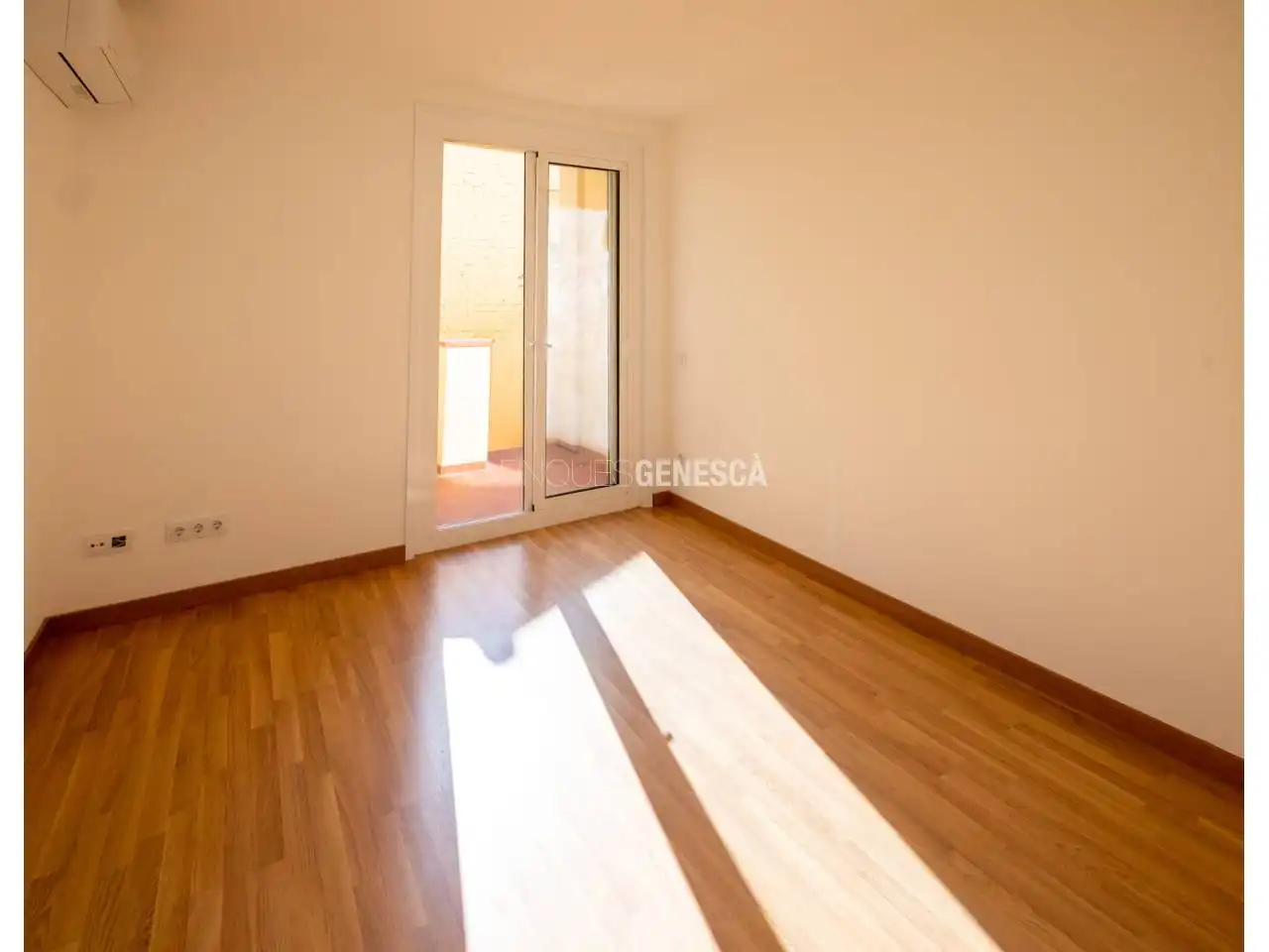 Flat for sale in Calle Baldrich, Segle XX