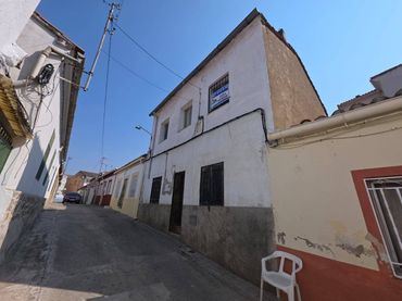 Xalet amb jardí en venda a Zona Sur - Av. de España - San Miguel