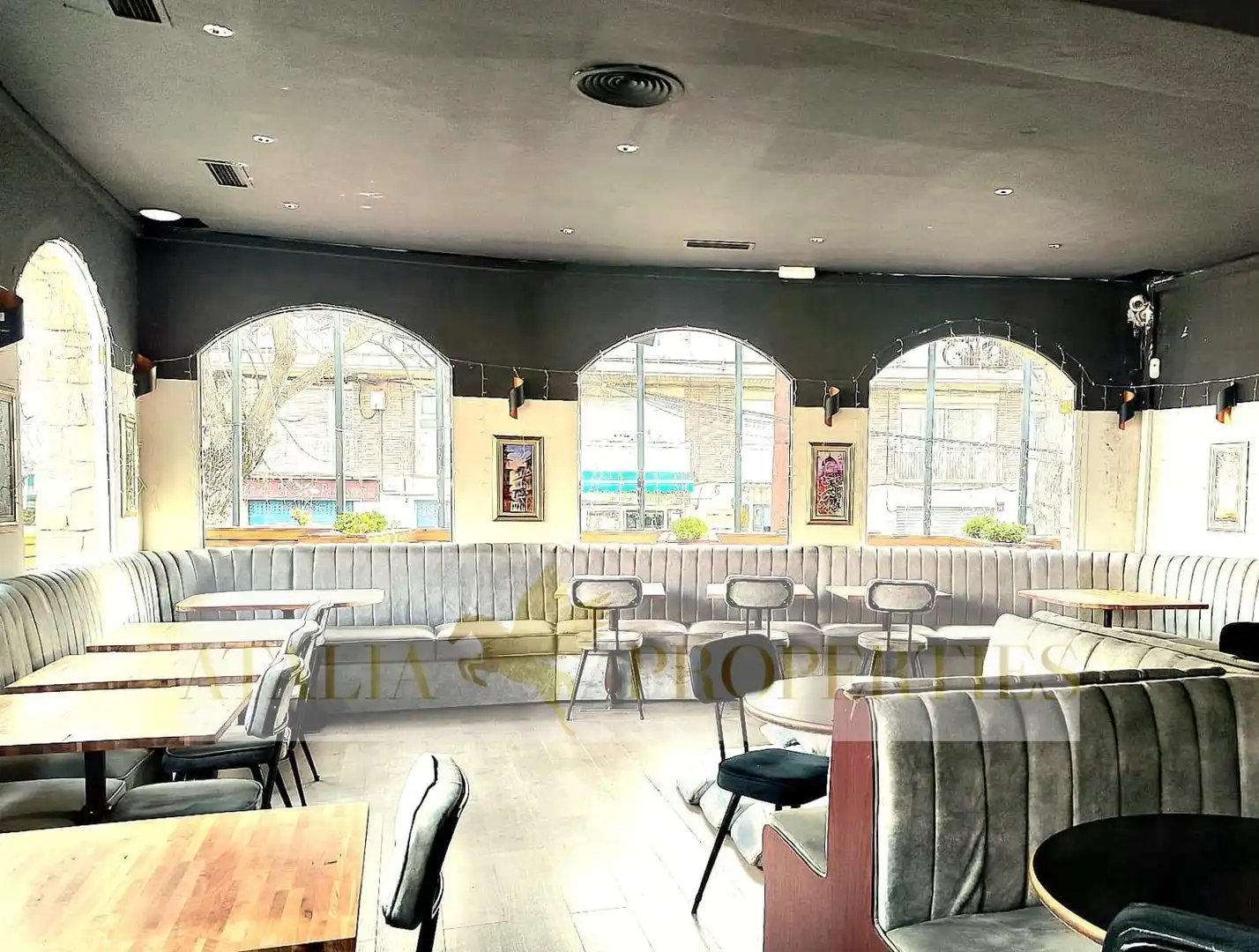 Local comercial en traspaso en Lluminetes, imagen 2