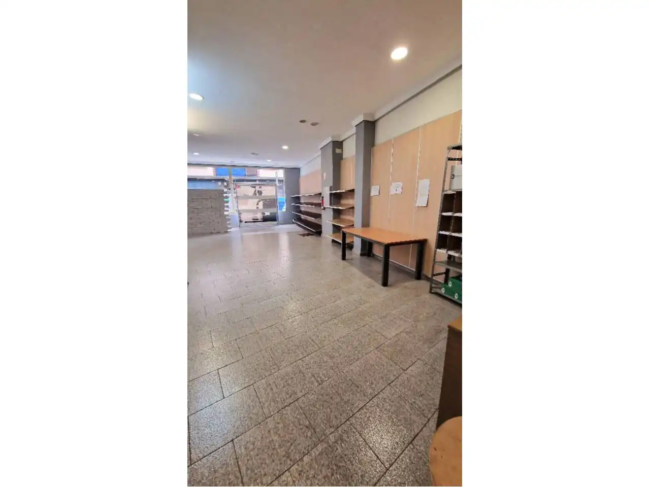Commercial properties for sale in  Logroño