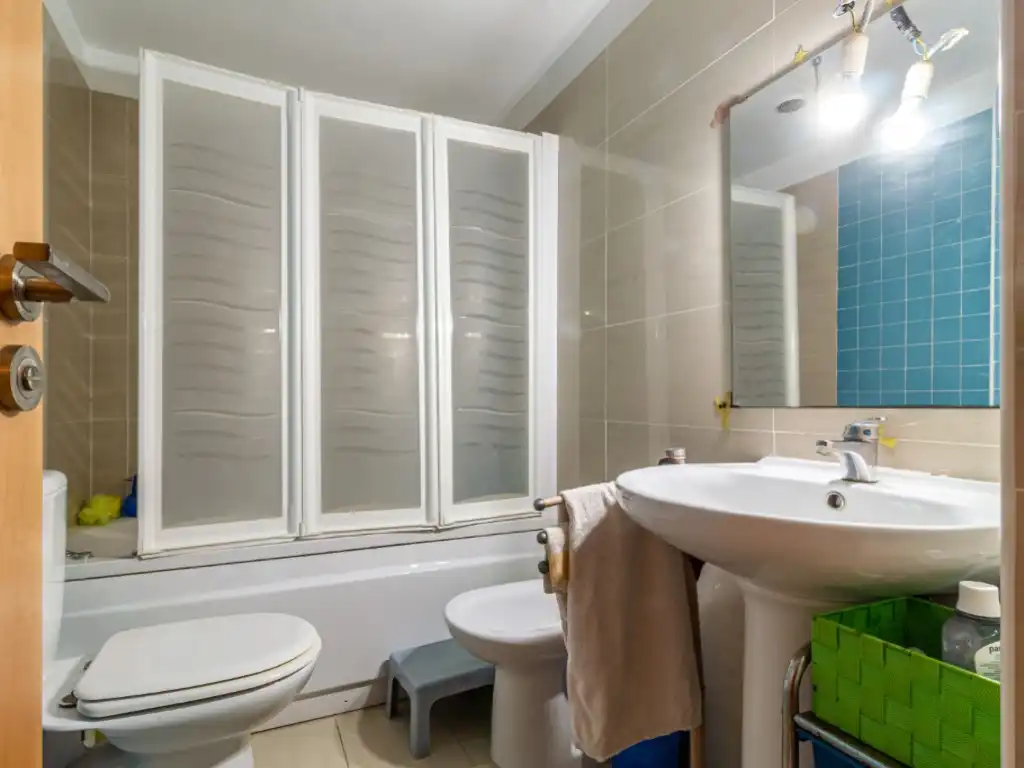 Badezimmer von Erdgeschoss zum Verkauf in Alberic