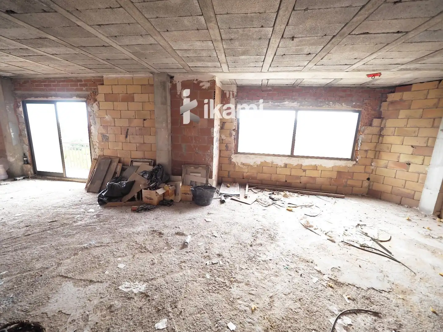 Local en venta en Tormos con Terraza
