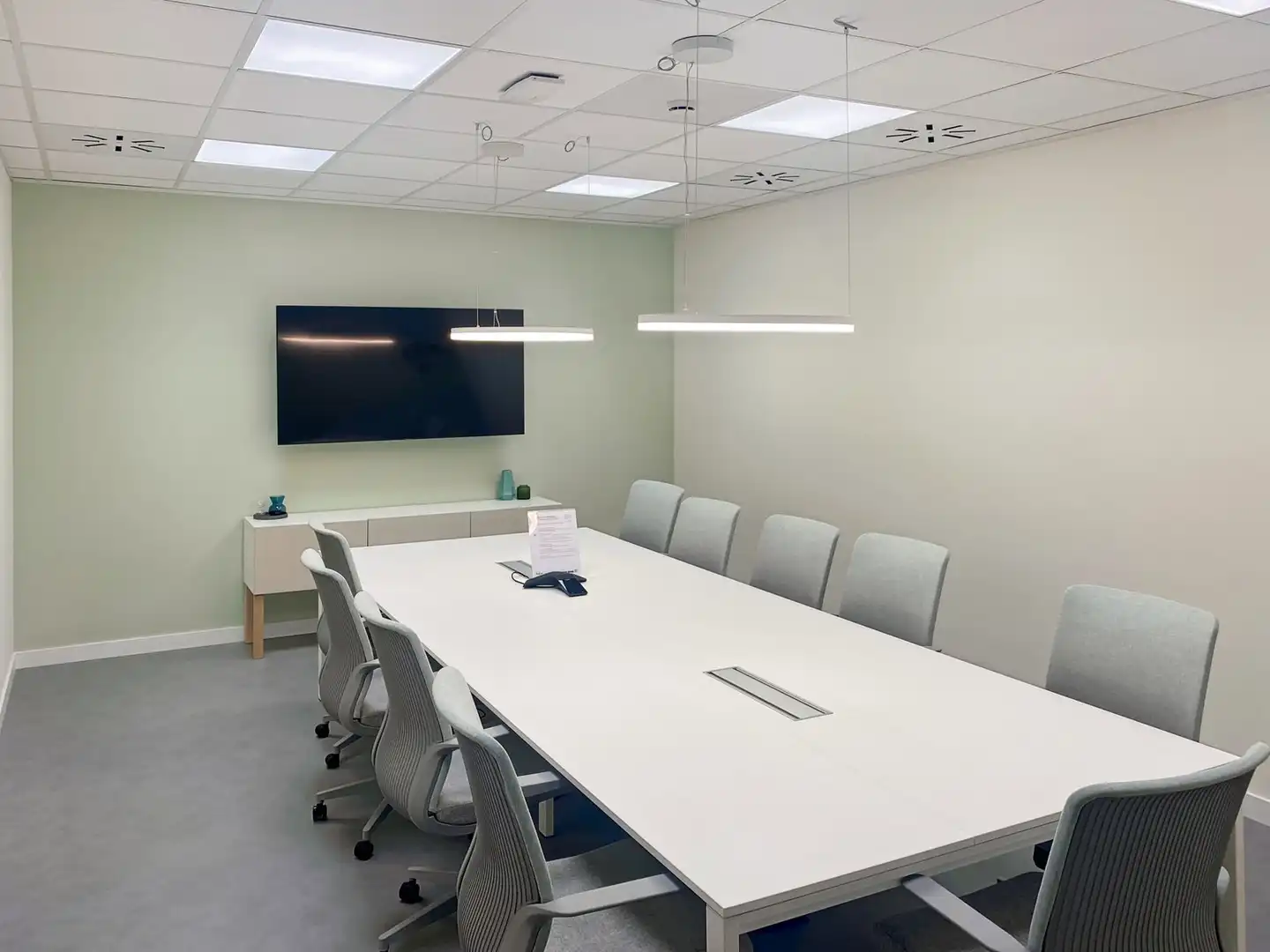 Büro zur Miete in Rivas-Vaciamadrid mit Klimaanlage, Heizung und Möbliert