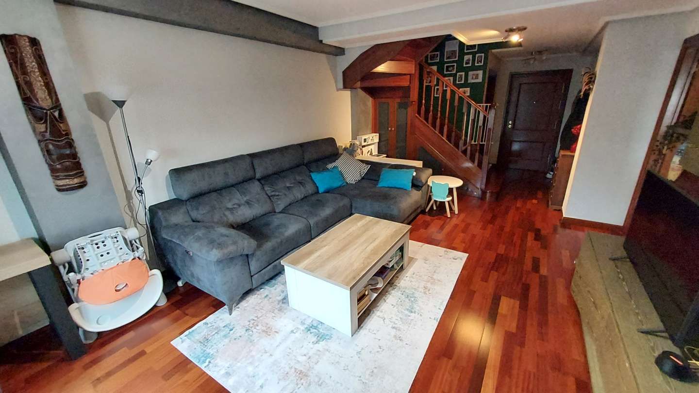 Living room of Flat for sale in Berriz  with Heating, Storage room and Furnished