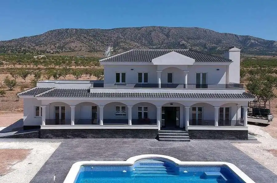 Xalet amb piscina en venda a El Pinós / Pinoso, imagen 12
