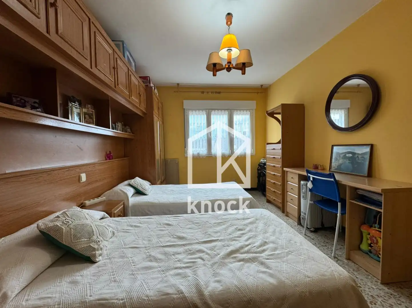 Habitación de Piso en venta en Gijón  con Balcón