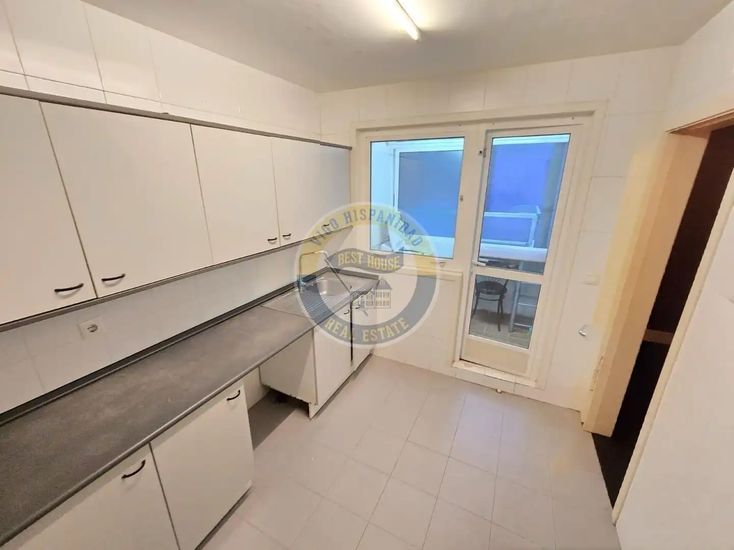 Küche von Wohnung zum Verkauf in Vigo  mit Heizung