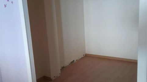 Foto 4 de Piso en venta en Avenida Santa Icia, 90, Alto del Castaño, Narón