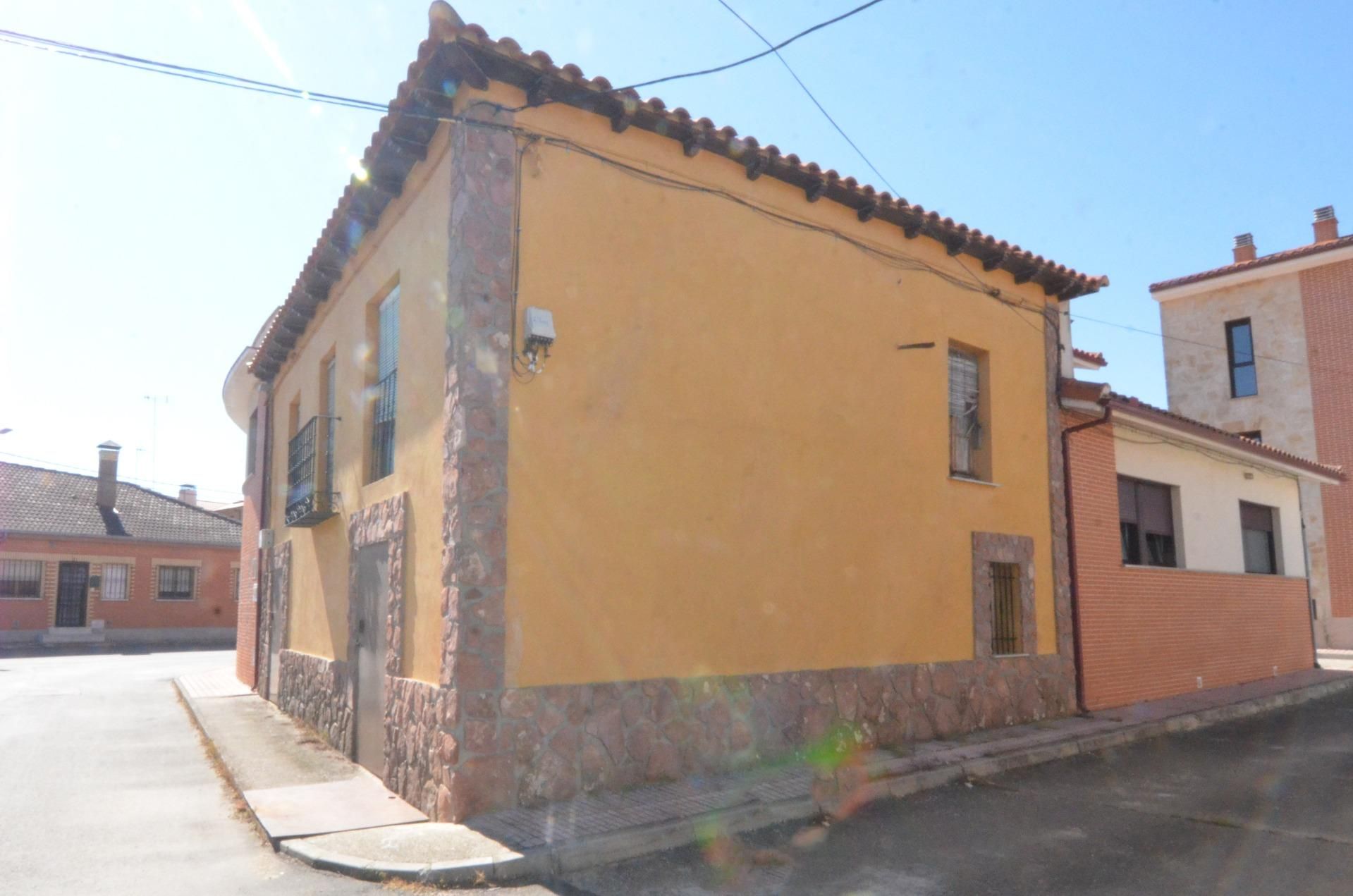 Vista exterior de Finca rústica en venda en Calzada de Valdunciel