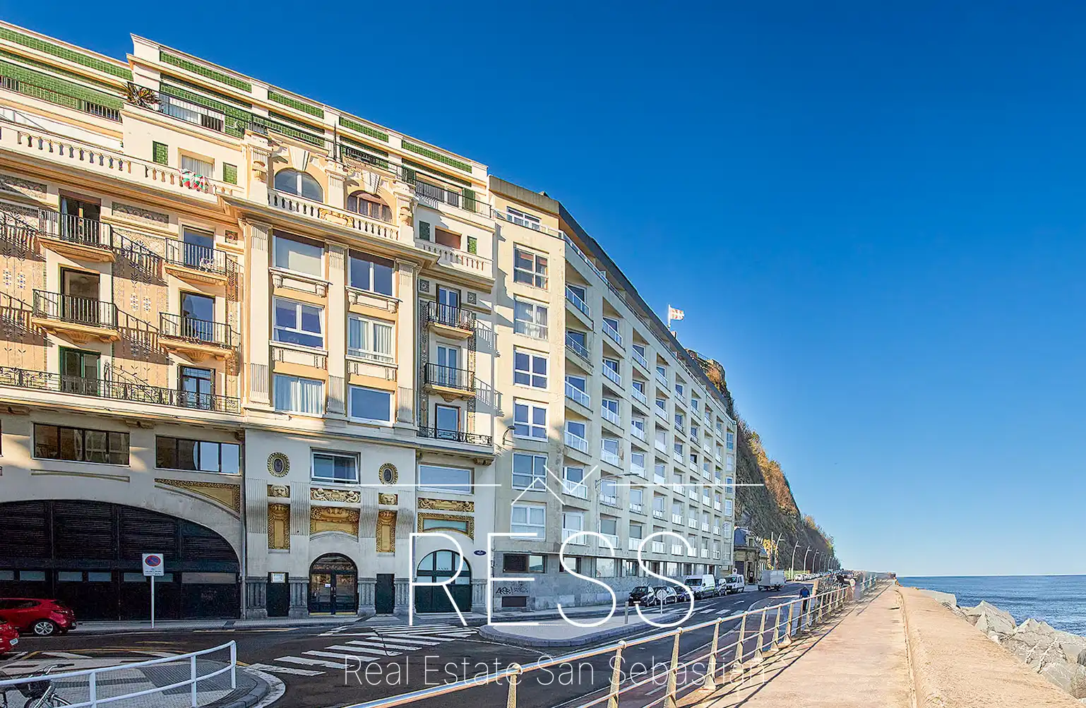 Außenansicht von Wohnung zum Verkauf in Donostia - San Sebastián  mit Heizung, Terrasse und Möbliert