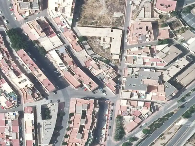 Piso en venta en Almendro El 22