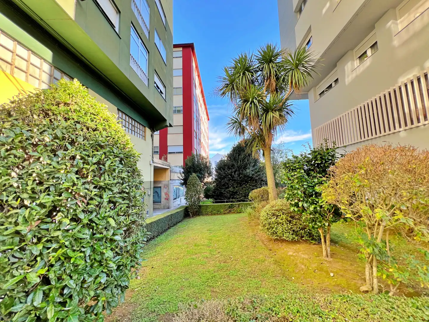 Vista exterior de Piso en venta en Lugo con Calefacción, Jardín privado y Parquet