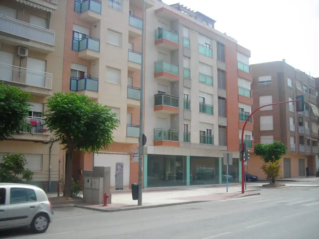 Vista exterior de Garatge en venda en Lorca