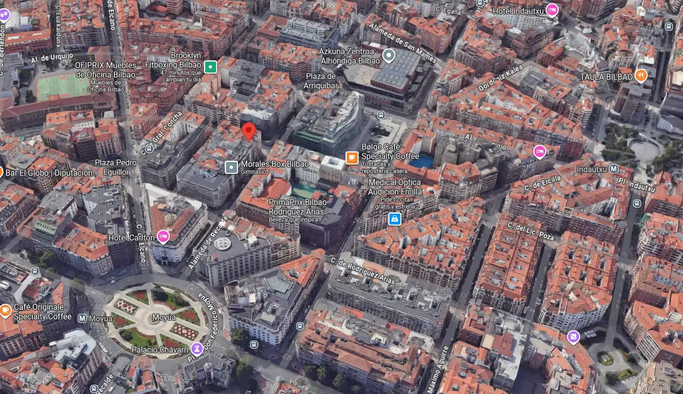 Vista exterior de Local en venda en Bilbao 