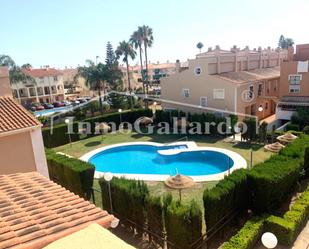 Jardí de Casa o xalet de lloguer en Rincón de la Victoria amb Terrassa i Piscina comunitària