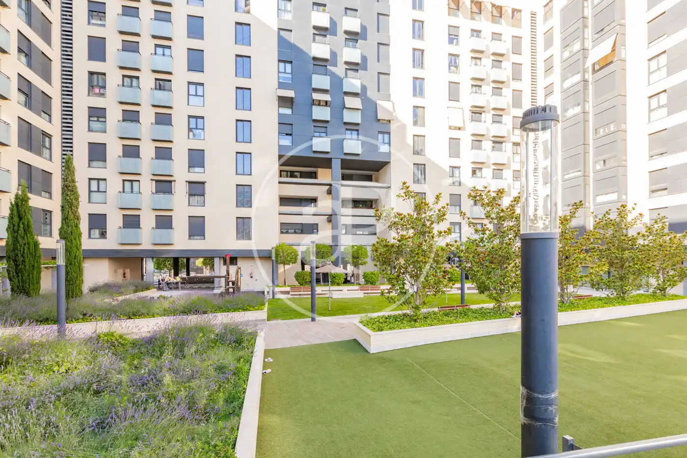 Terraza de Piso en venta en Madrid con Aire acondicionado, Calefacción y Jardín privado