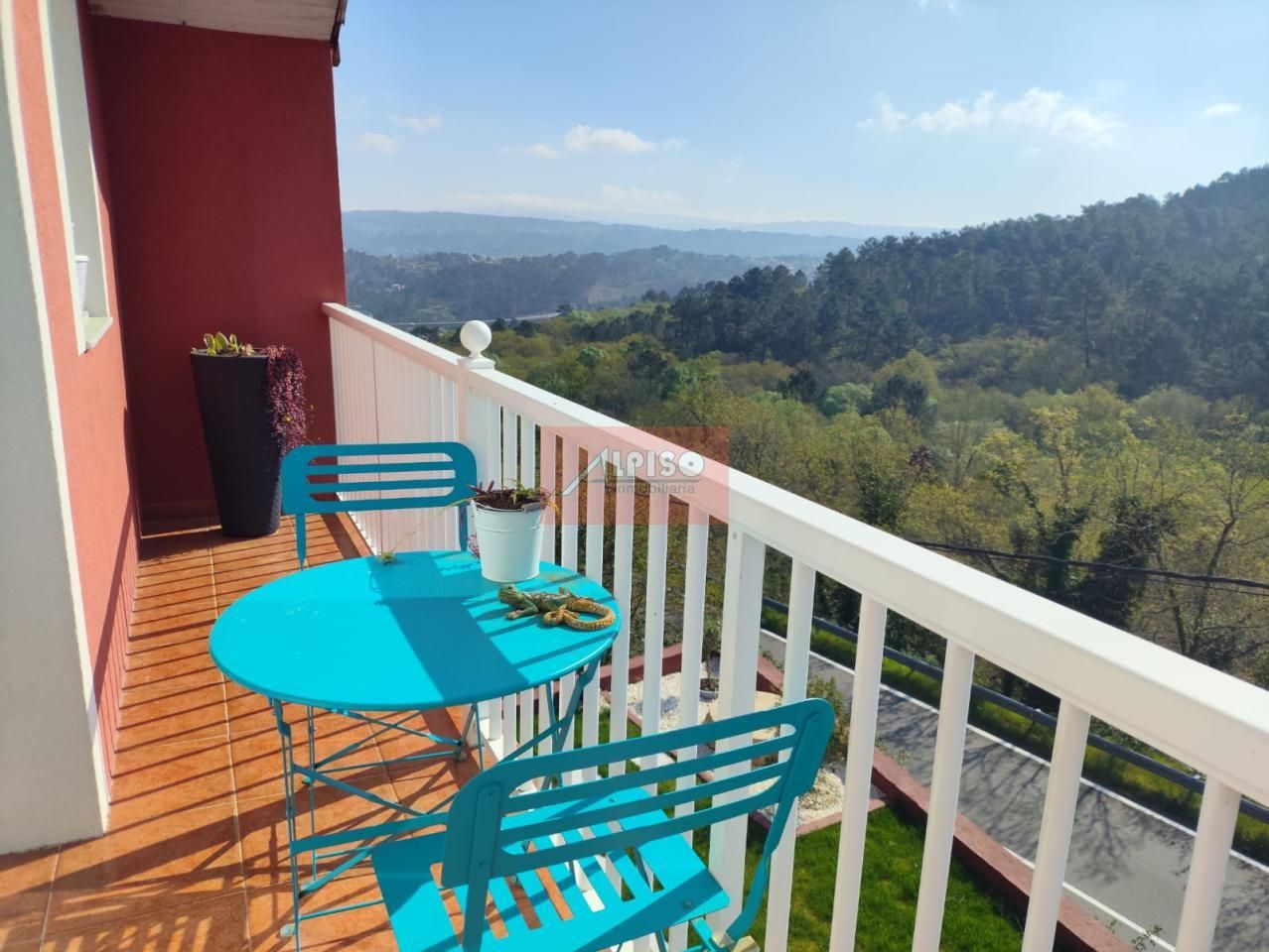 Houses for rent in Toén