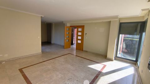 Foto 3 de Casa adosada en venta en Camino del Cabildo, La Victoria - Puente Jardín, Valladolid Capital