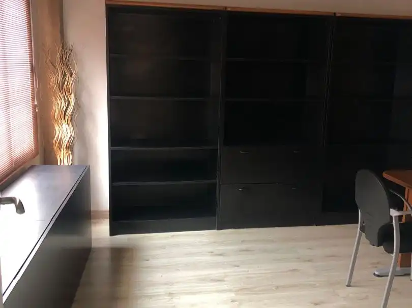Schlafzimmer von Büro zur Miete in El Puerto de Santa María mit Klimaanlage und Möbliert