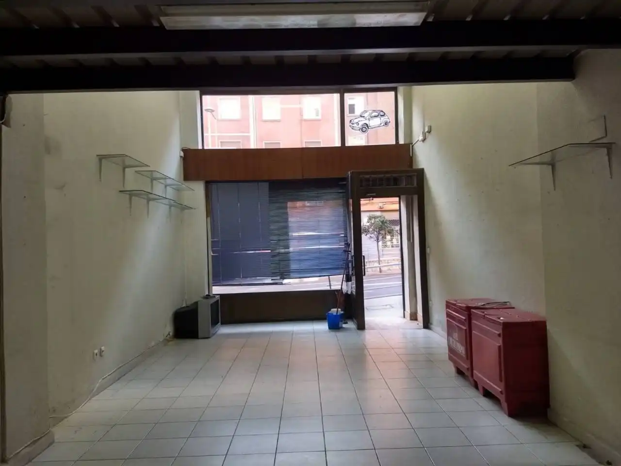 Local comercial en venda a Uribarri, imagen 3