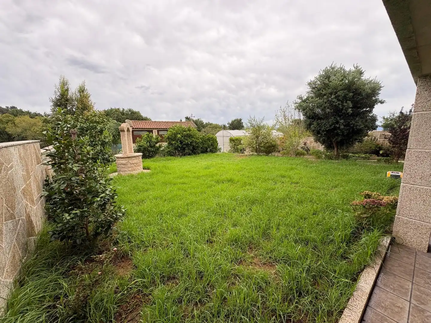 Casa o xalet en venda en Cangas  amb Jardí privat i Terrassa