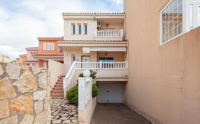 Exterior view of Single-family semi-detached for sale in Requena