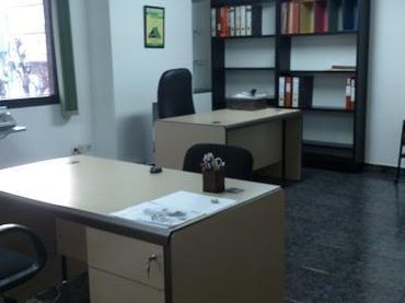 Bureau avec ascenseur à louer à Centro