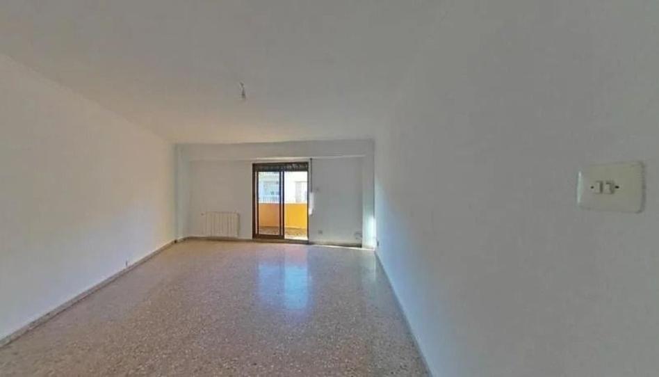 Photo 1 of Flat for sale in Calle Vías del Ferrocarril, Centro Ciudad, Valencia