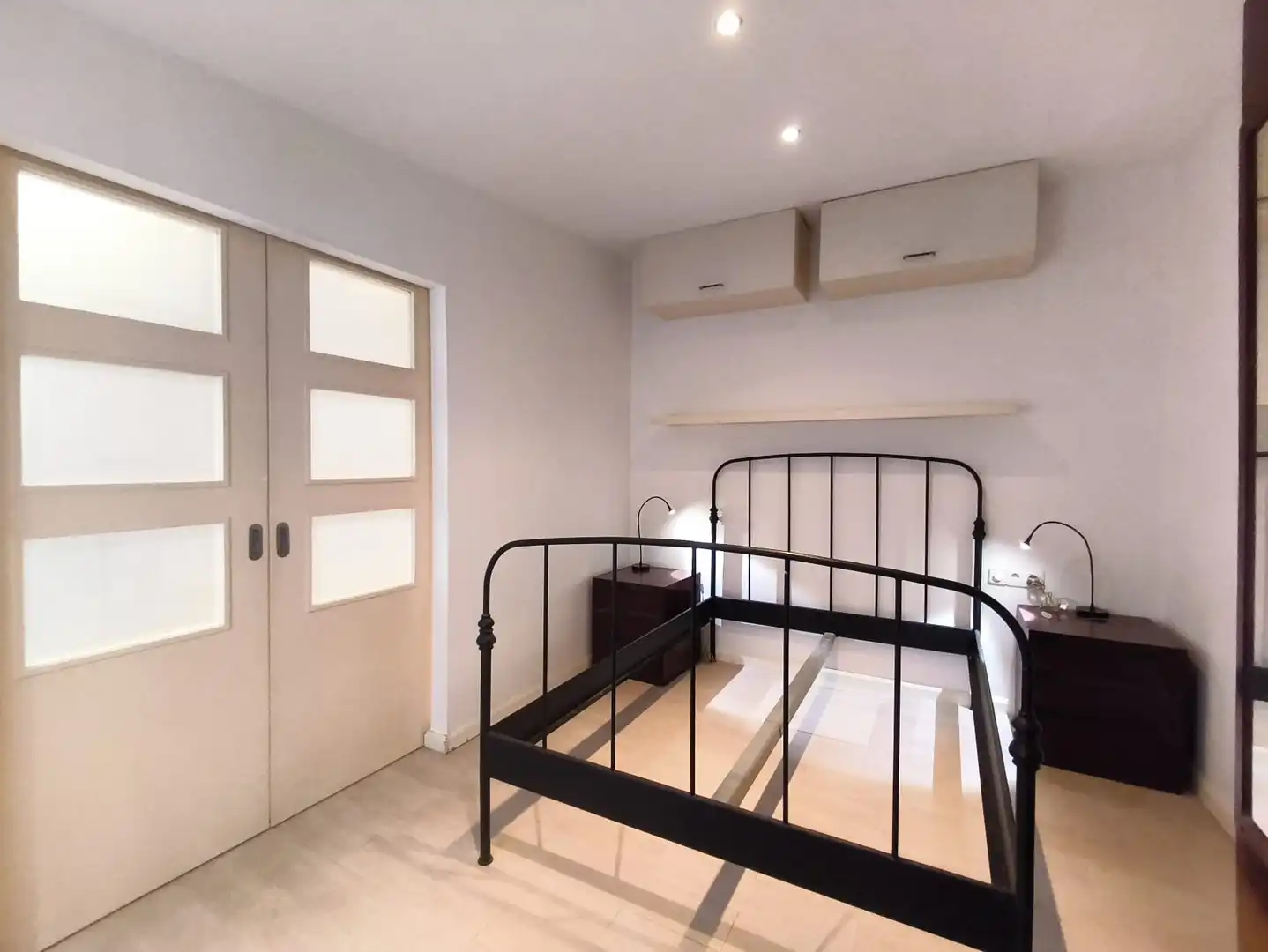 Bedroom of Flat for sale in Barcelona  with Oven and Balcony