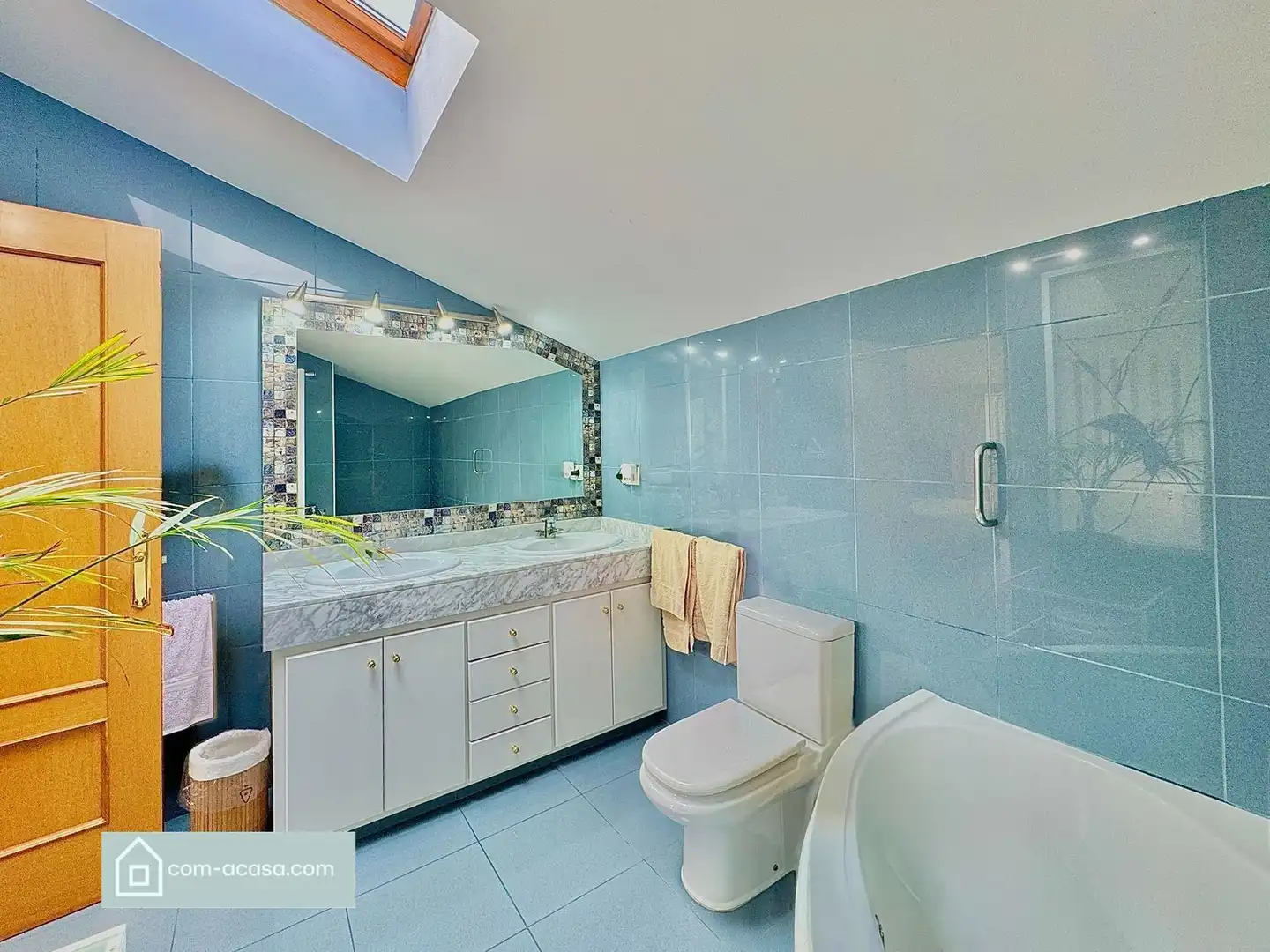 Bathroom of Attic for sale in El Pedró