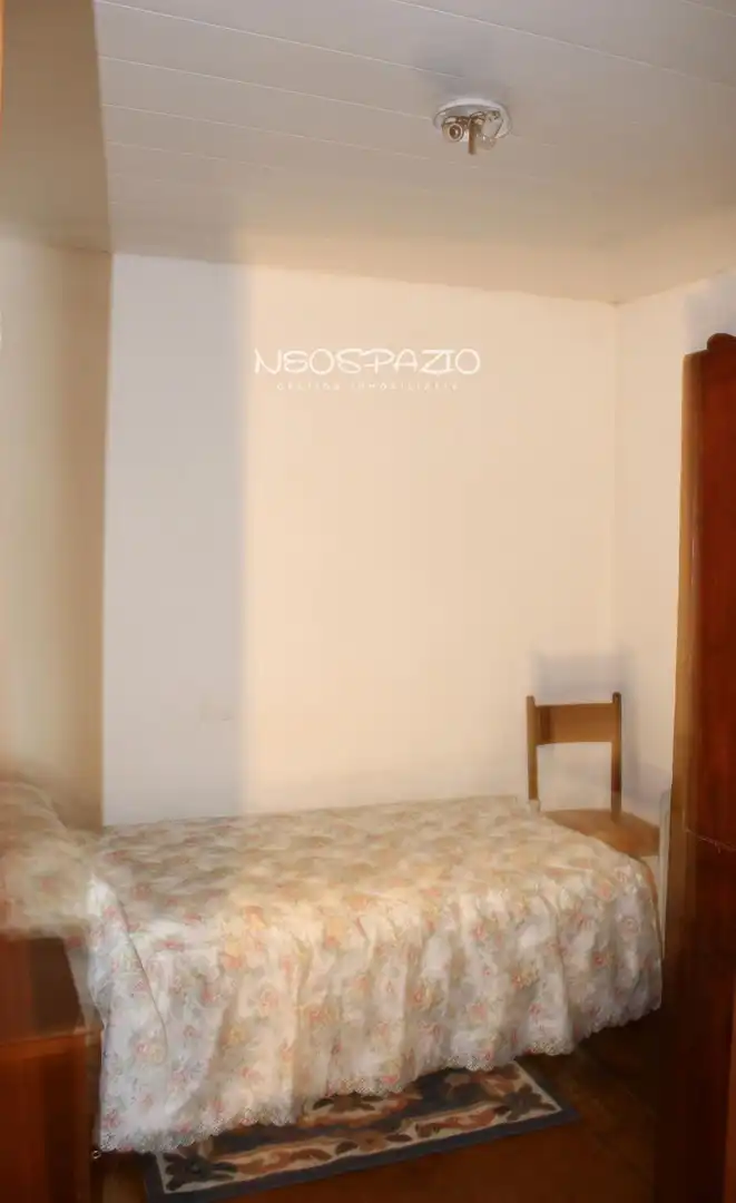 Habitación de Casa o chalet en venta en Lugo con Amueblado