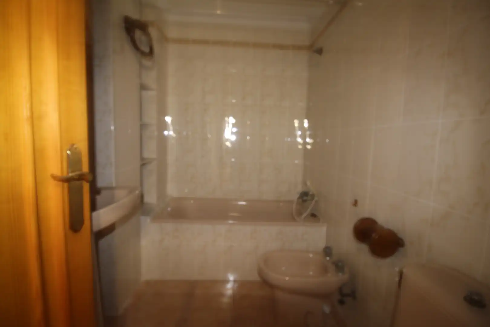 Baño de Piso en venta en Carlet con Aire acondicionado, Horno y Balcón
