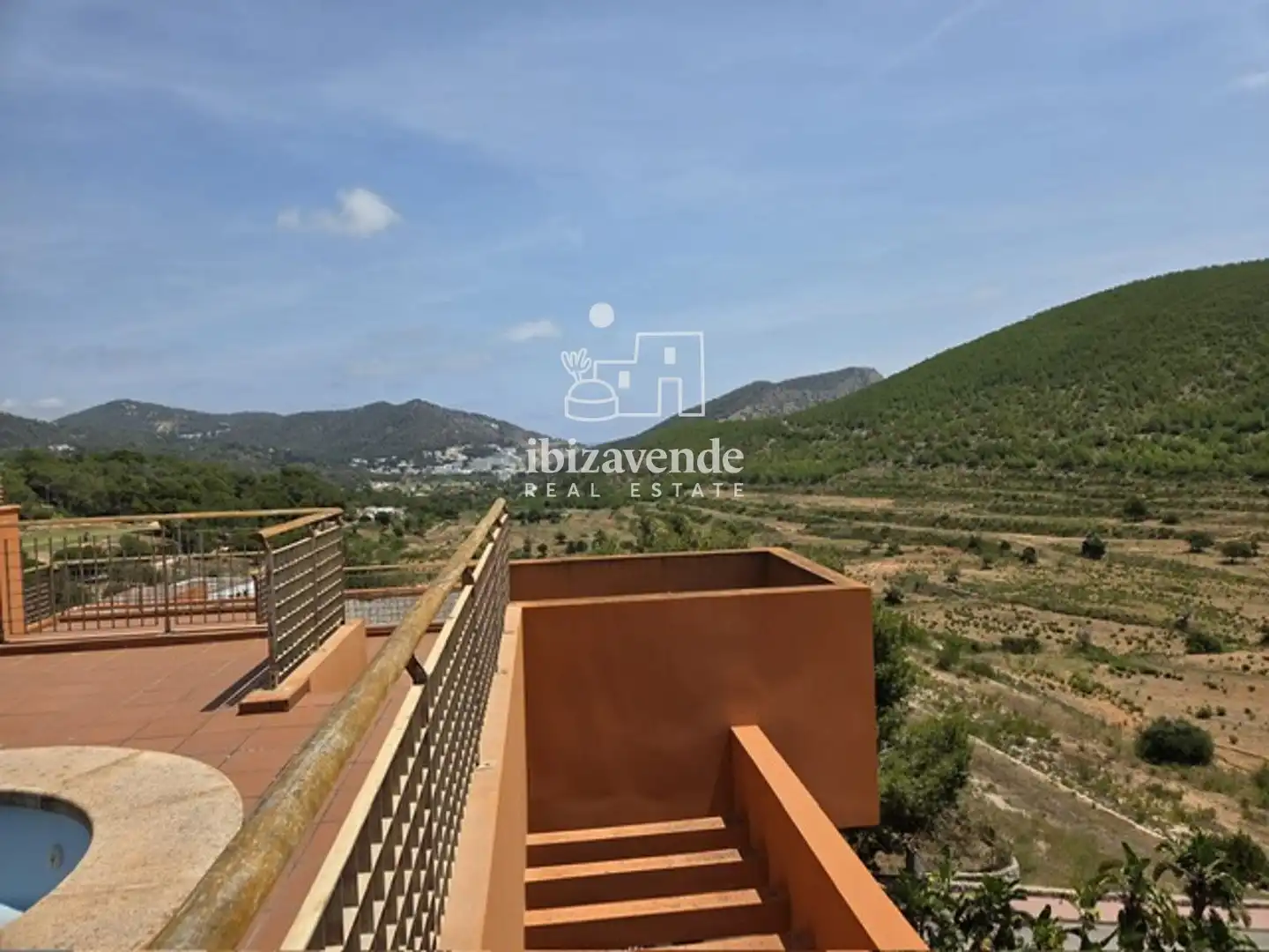 Dúplex de alquiler en Santa Eulària des Riu con Aire acondicionado, Terraza y Trastero