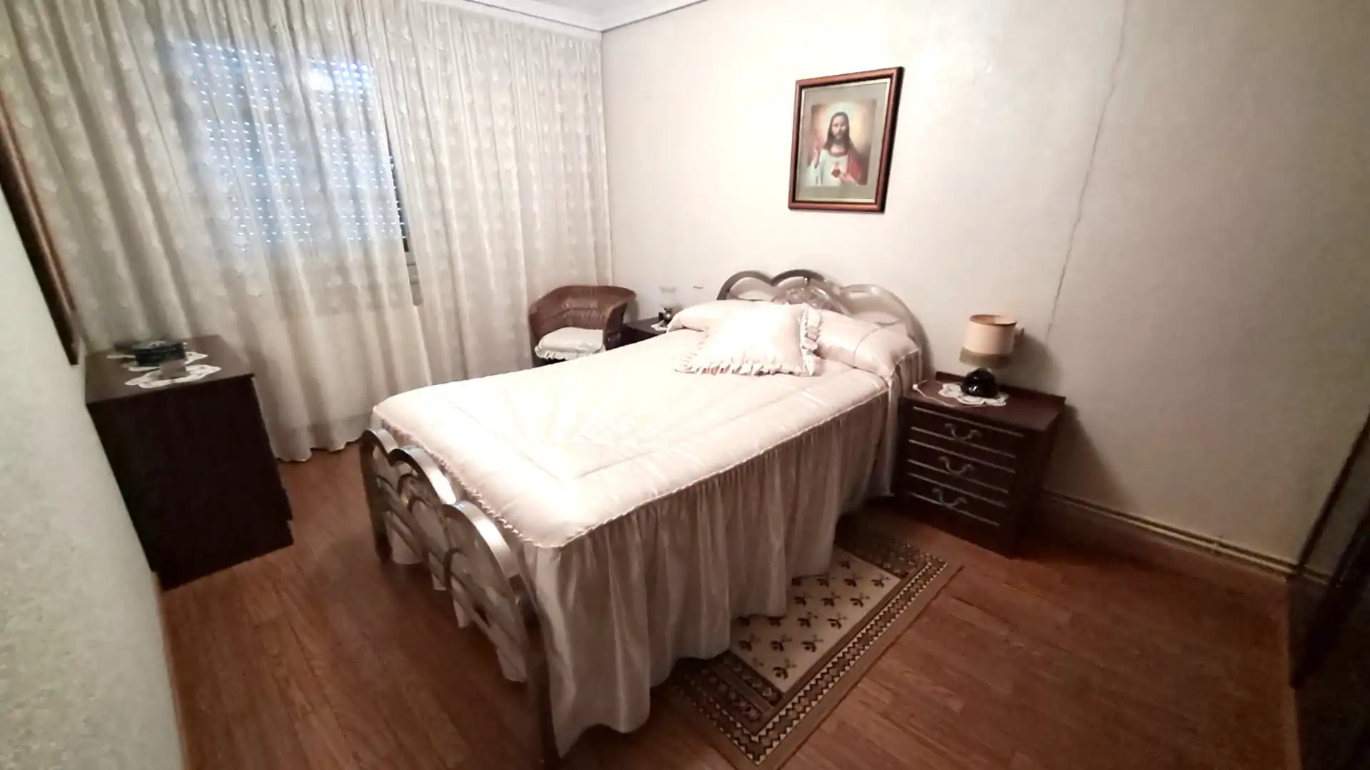 Habitación de Casa o chalet en venta en Cuéllar con Calefacción, Trastero y Amueblado