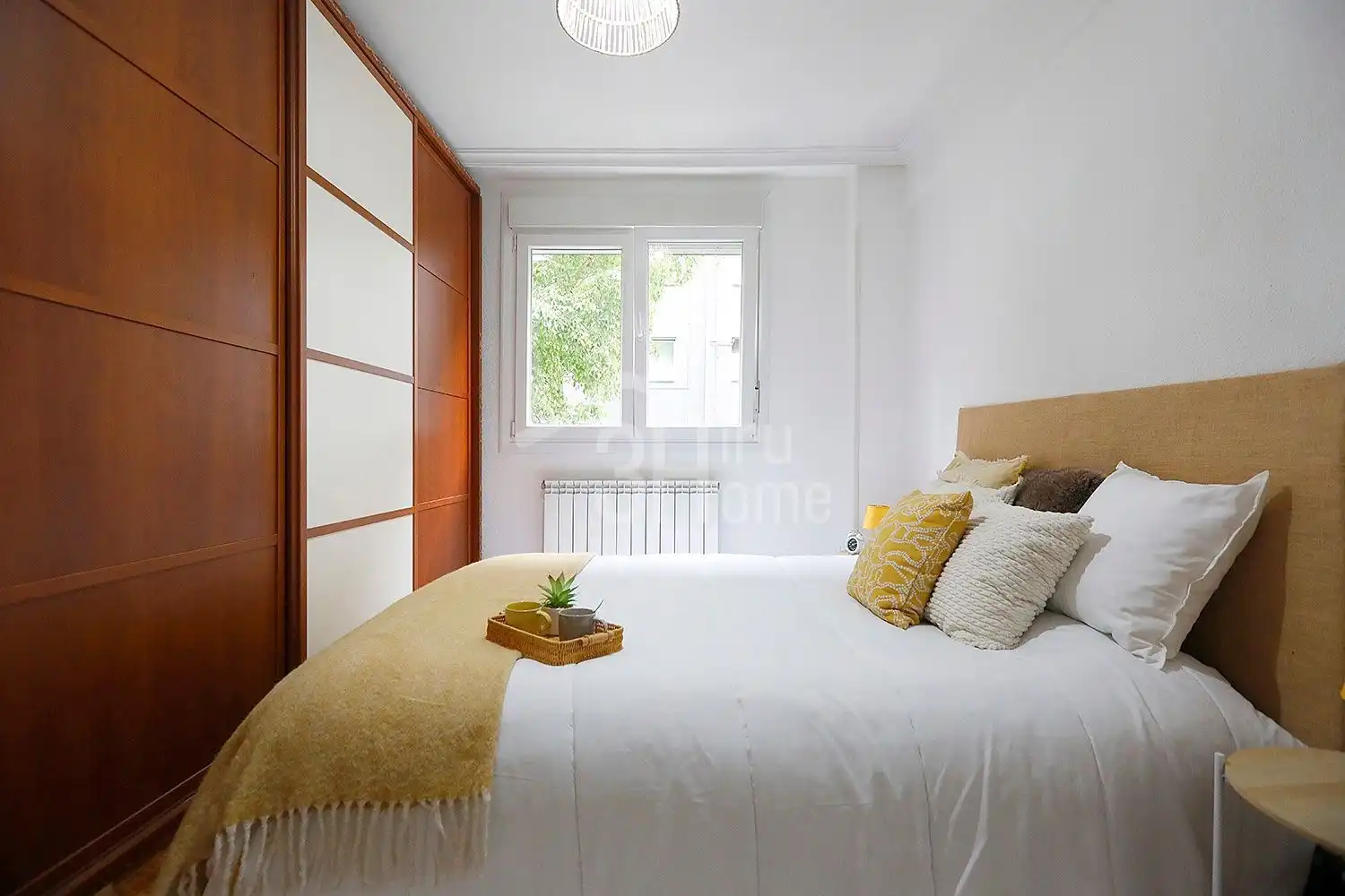 Habitación de Piso en venta en Irun  con Calefacción y Trastero