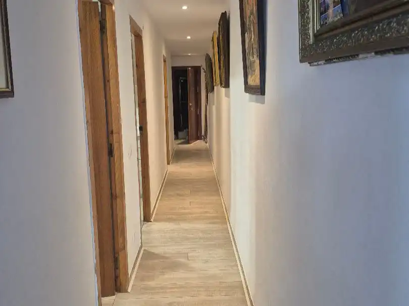 Apartament amb ascensor en venda a av de rhodes 129