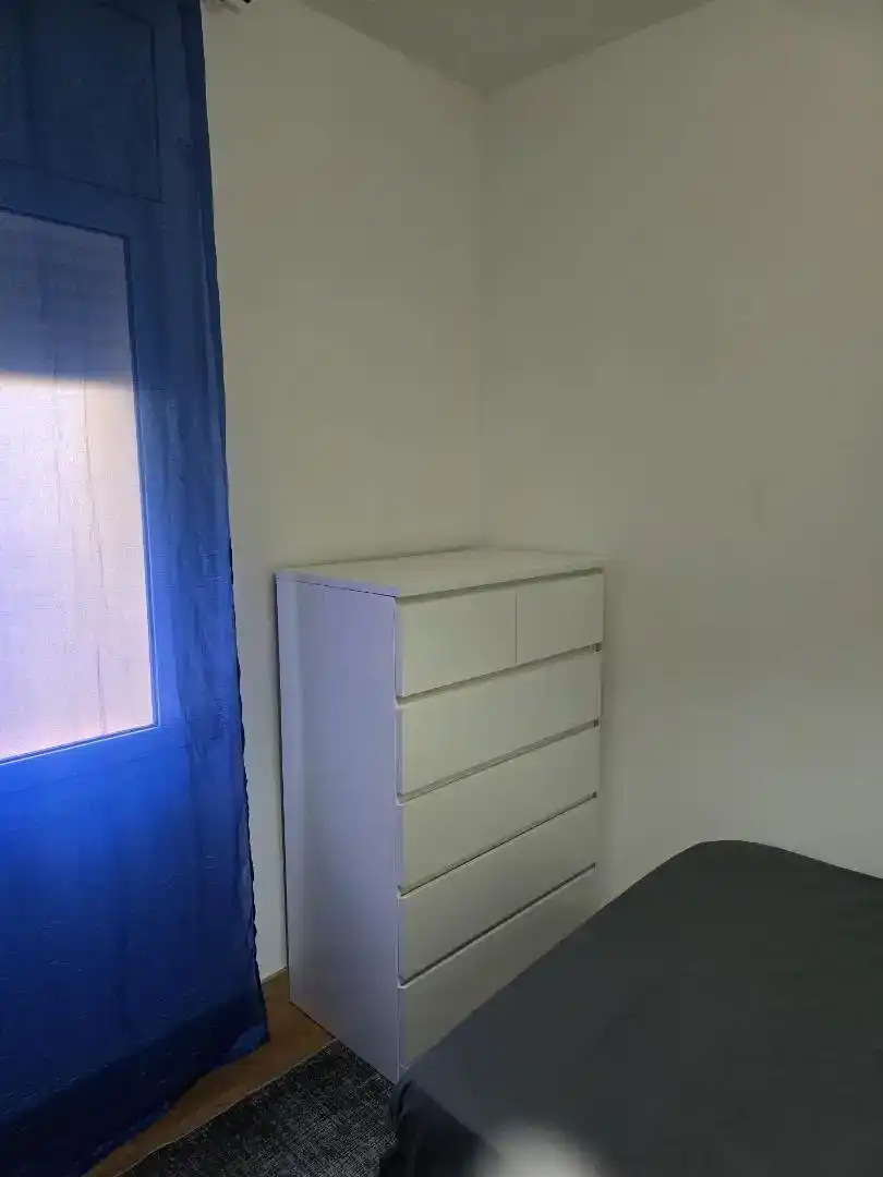 Schlafzimmer von Wohnung zur Miete in Gelida mit Parkett, Möbliert und Ofen