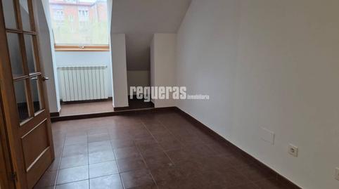 Photo 3 of Apartment to rent in Calle Palacio Valdes, Sama, Asturias