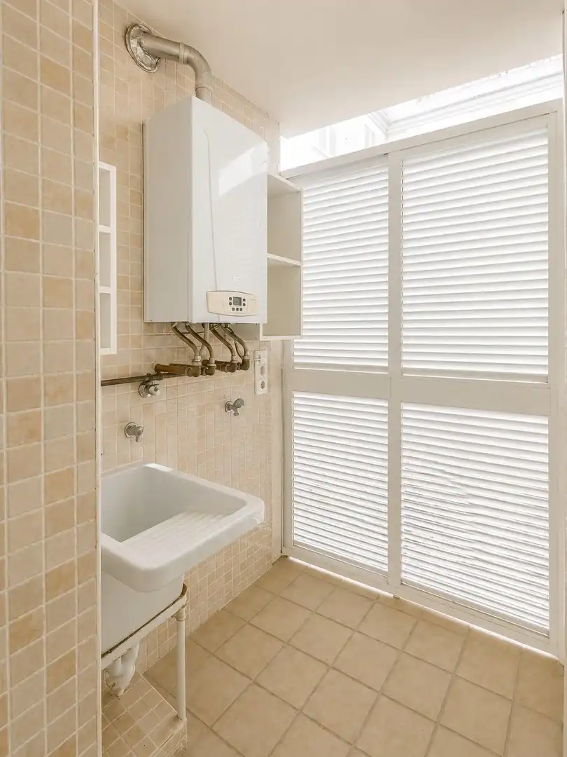 Bathroom of Flat for sale in  Palma de Mallorca  with Air Conditioner, Heating and Terrace