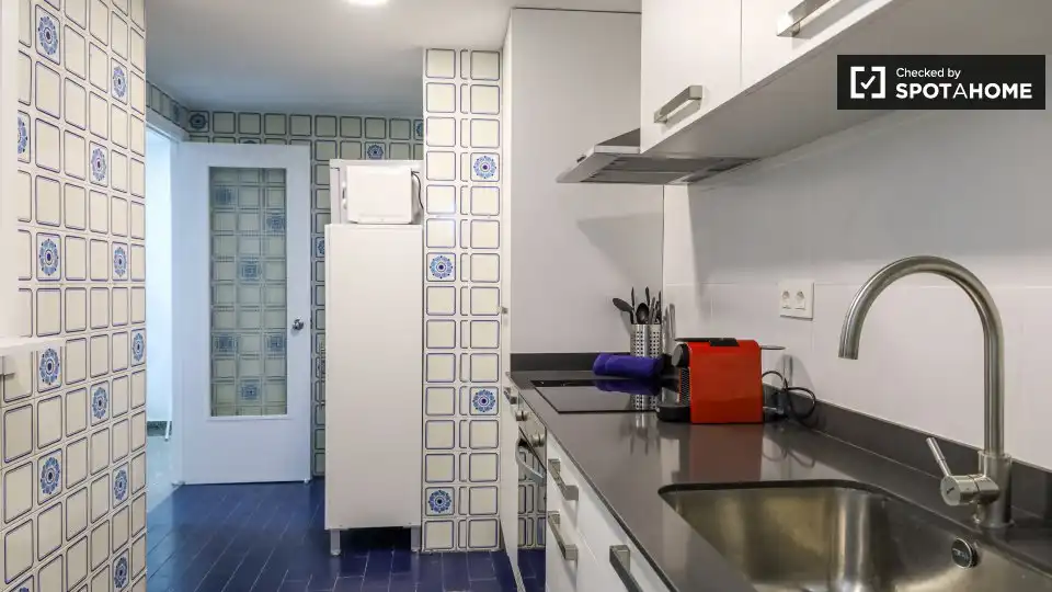Cocina de Piso de alquiler en Valencia con Aire acondicionado, Calefacción y Amueblado