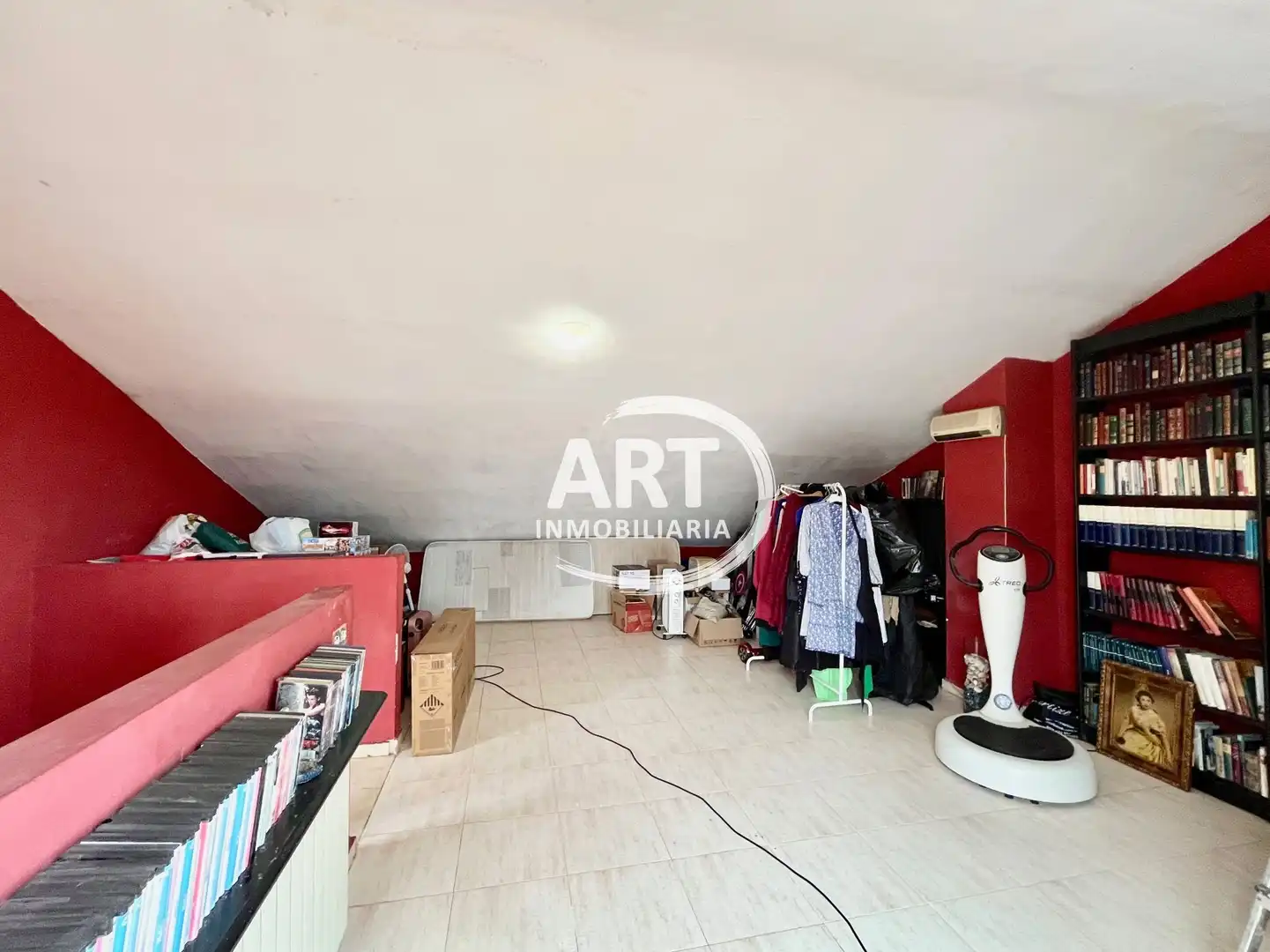 Houses for sale in L'Eliana  with Air Conditioner, Heating and Private garden