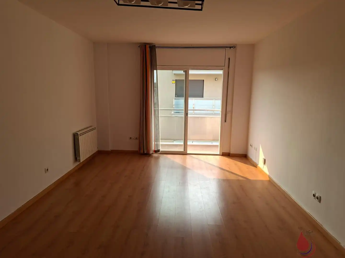 Sala de estar de Piso en venta en El Vendrell con Calefacción y Balcón