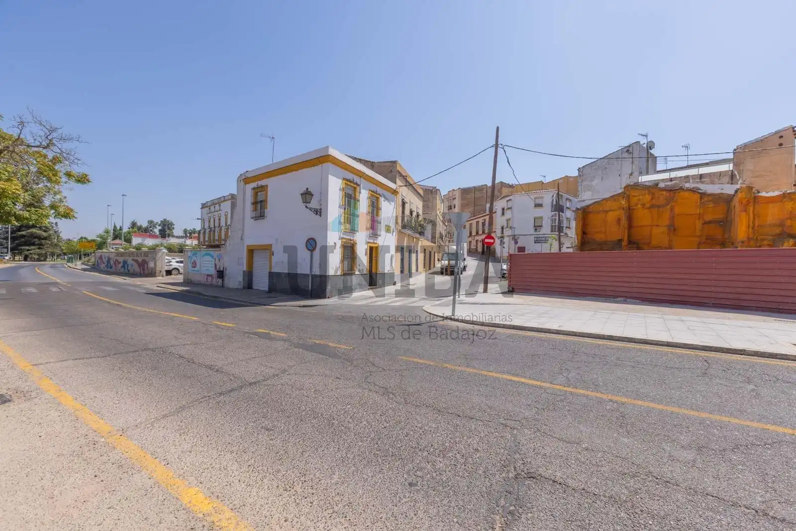 Vista exterior de Casa o xalet en venda en Badajoz amb Aire condicionat i Traster